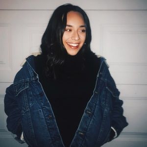 Meet your Posher, Valentina